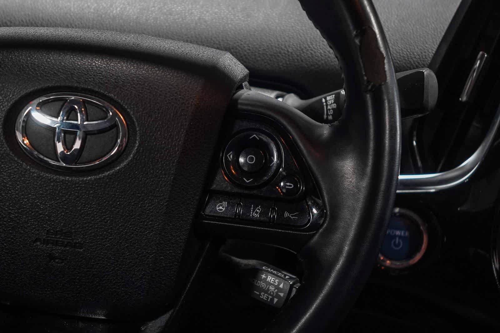 Used 2022 Toyota Prius Prime Limited FWD image 17