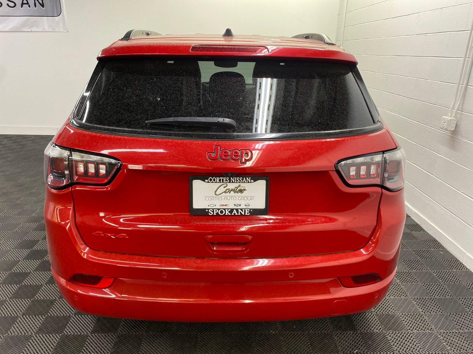 Used 2023 Jeep Compass Limited image 6