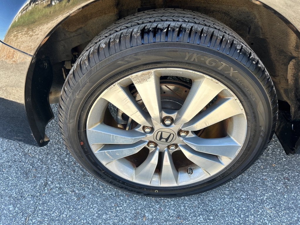 Used 2011 Honda Accord EX-L image 21