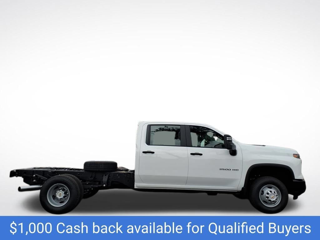 New 2026 Chevrolet Silverado 3500 W/T RWD image 2