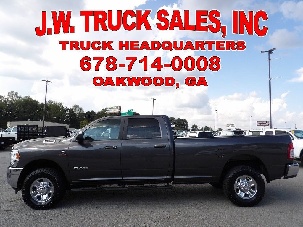 Used 2022 RAM 3500 Big Horn AWD/4WD image 2