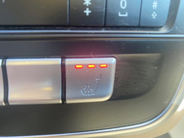 Used 2018 Mercedes-Benz GLA 250 image 23