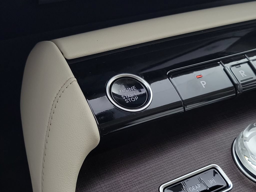 New 2027 Lincoln Navigator Premiere RWD image 31