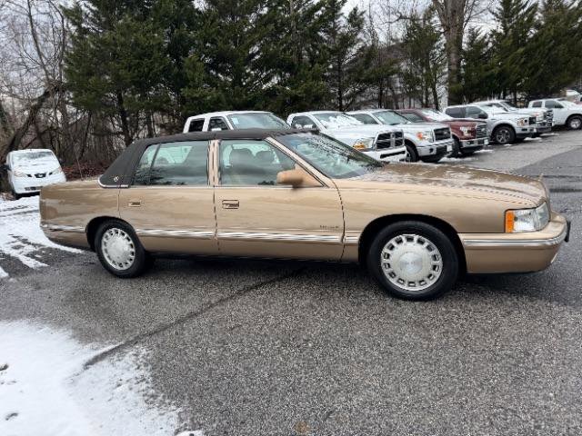 Used 1998 Cadillac De Ville FWD image 6