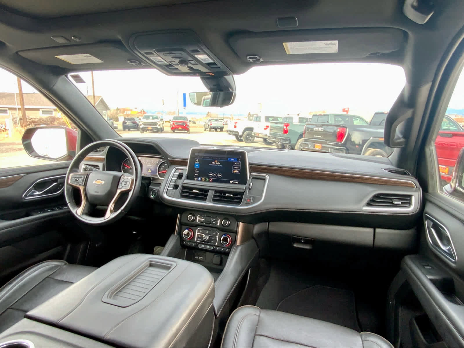 Used 2021 Chevrolet Suburban High Country image 37