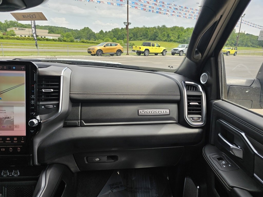 New 2025 RAM 2500 Laramie image 40