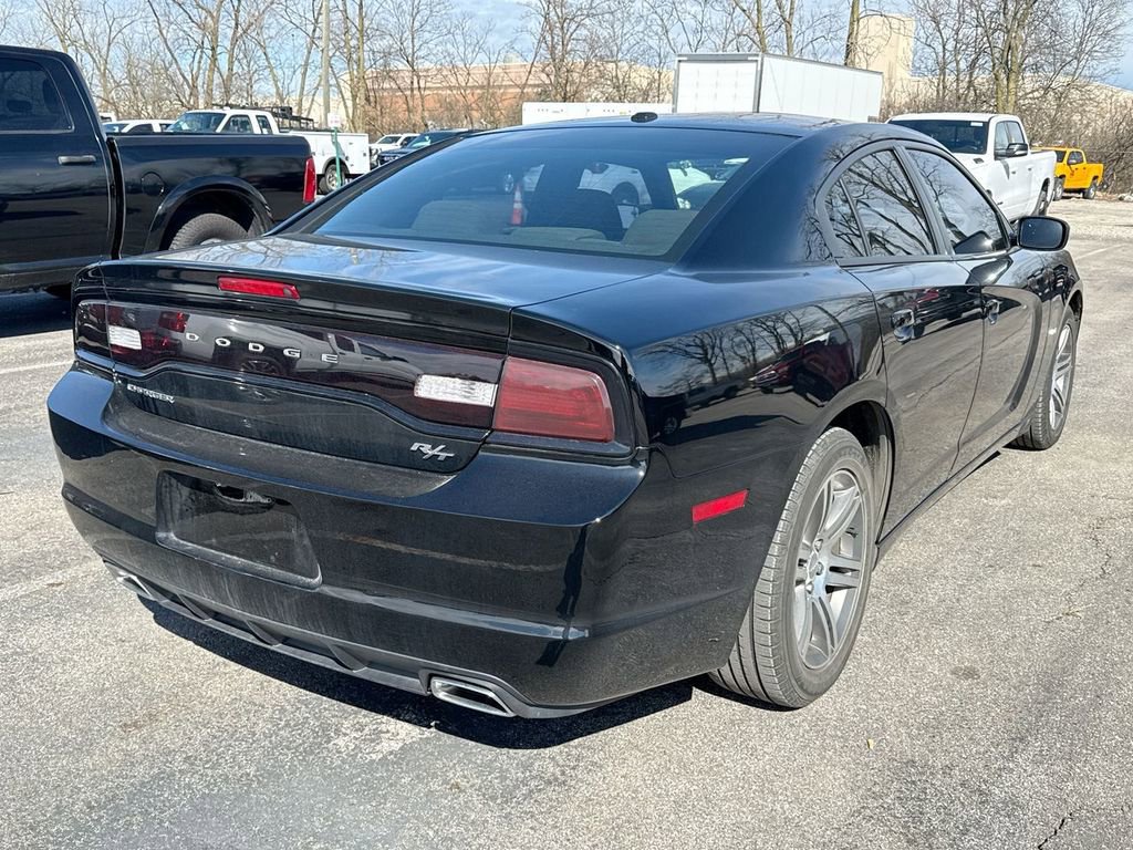 Used 2013 Dodge Charger R/T image 4