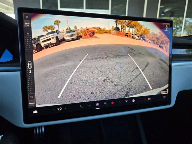 Used 2022 Tesla Model S Plaid image 12