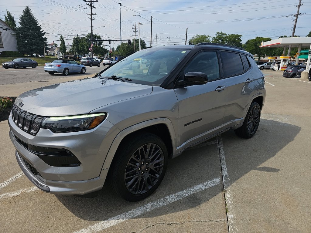 Certified 2022 Jeep Compass High Altitude AWD/4WD image 9