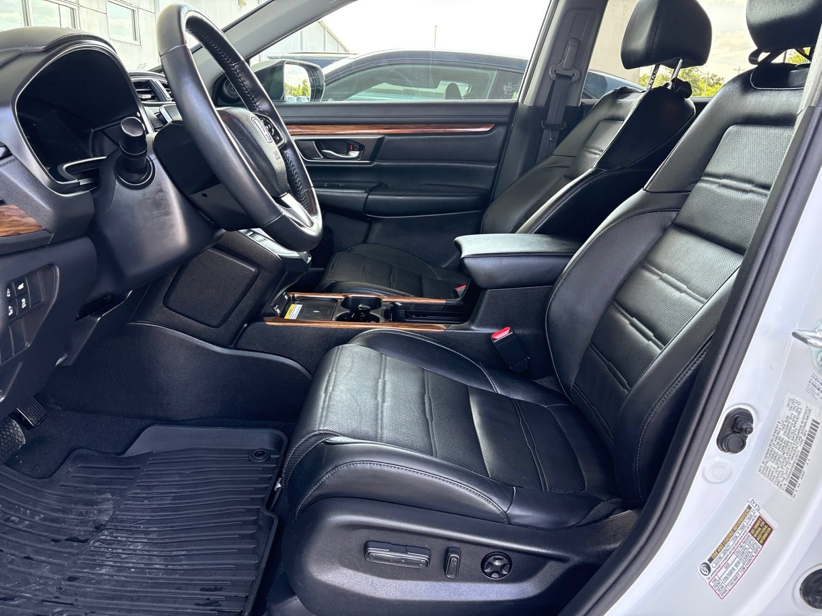 Used 2022 Honda CR-V Touring image 15
