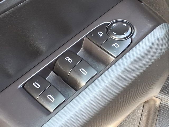 Used 2023 Chevrolet Colorado LT w/ LT Convenience Package II AWD/4WD image 16