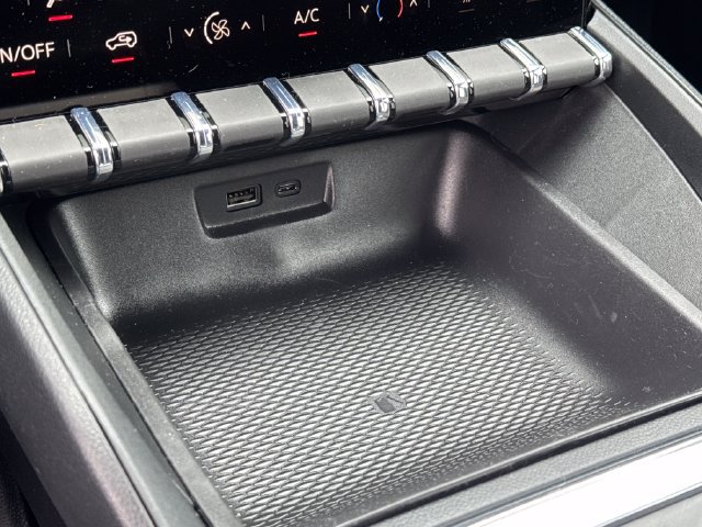 New 2026 GMC Terrain Elevation w/ Technology Package II FWD image 33