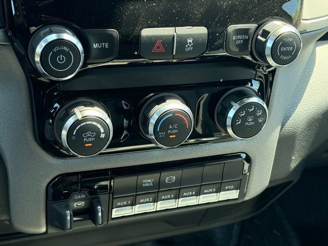 New 2026 RAM 5500 Tradesman w/ Chrome Appearance Group AWD/4WD image 19