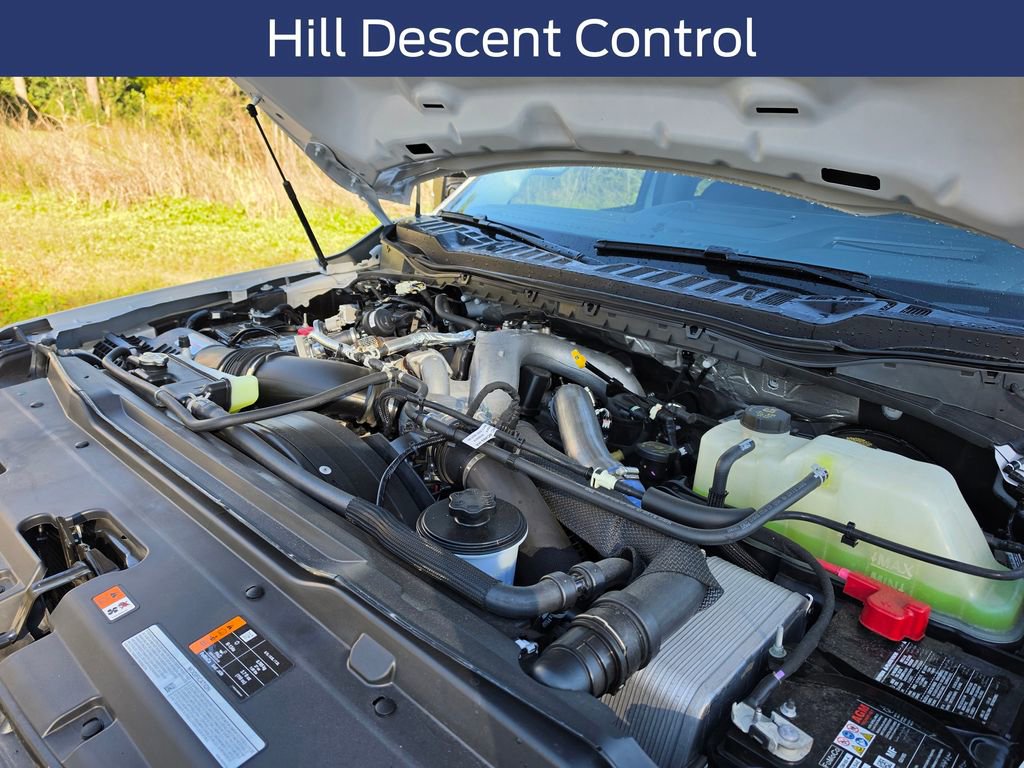 Used 2026 Ford F250 Lariat w/ Black Appearance Package image 22