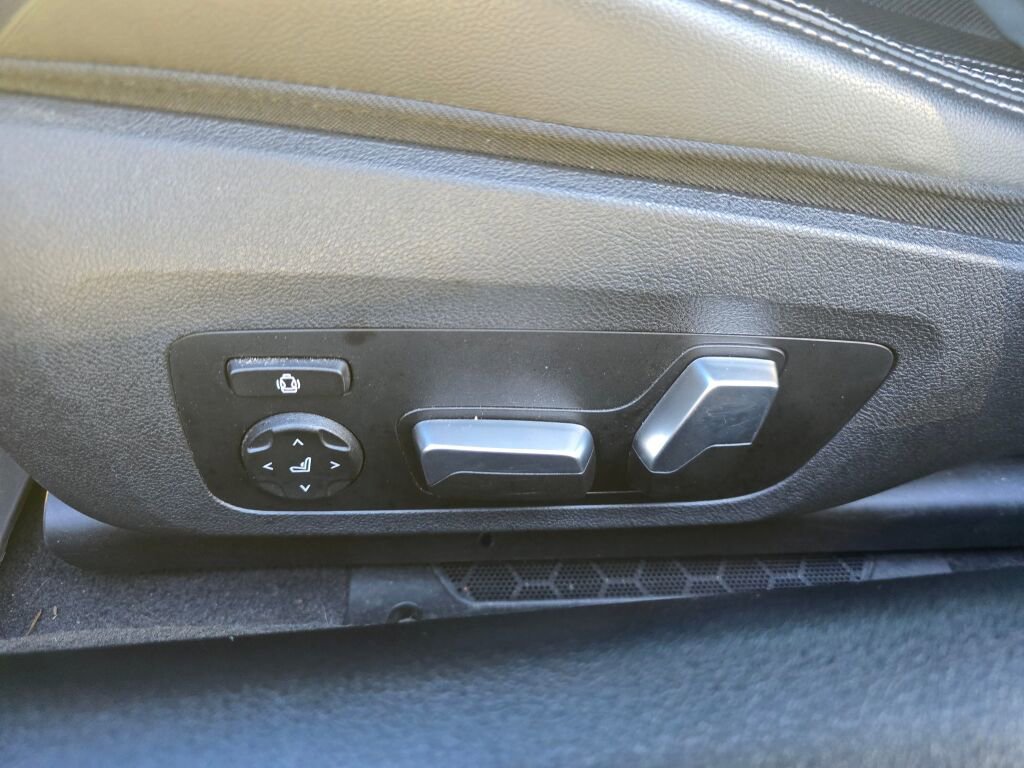 Used 2020 BMW 840i xDrive 840i w/ M Sport Package image 23