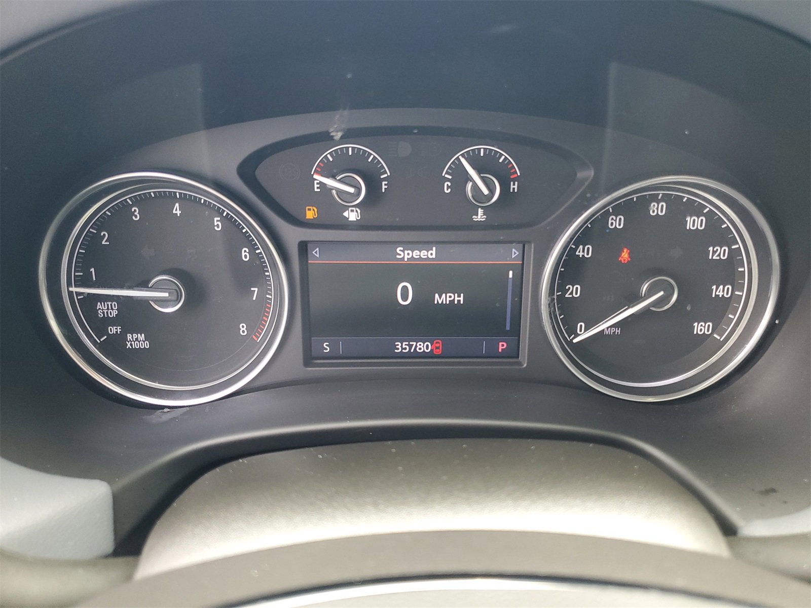 Used 2022 Buick Enclave Essence image 13