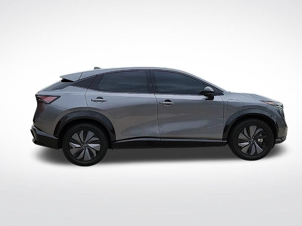 Used 2024 Nissan Ariya AWD image 5