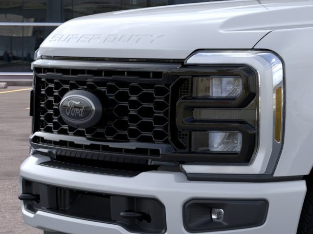 New 2026 Ford F350 XLT w/ XLT Premium Package AWD/4WD image 17