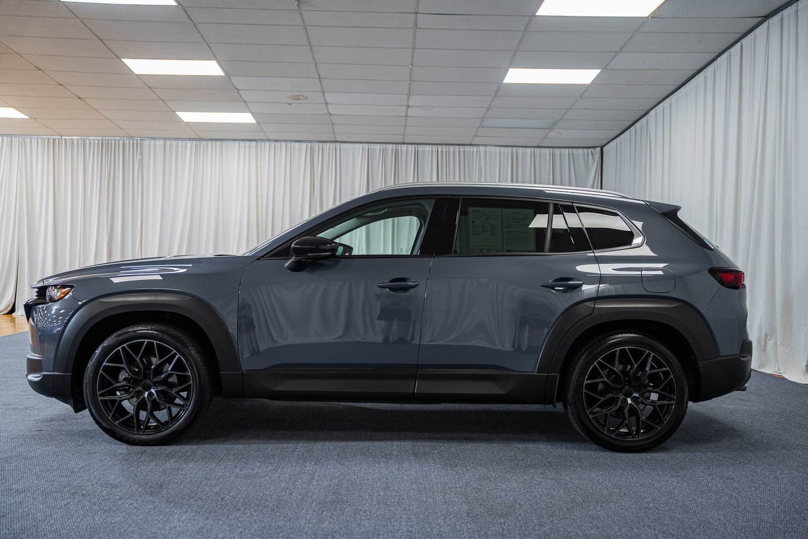 Used 2024 MAZDA CX-50 AWD 2.5 S w/ Premium Plus Pkg image 5