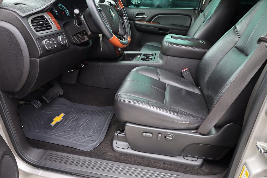 Used 2009 Chevrolet Silverado 1500 LTZ w/ Safety Package image 11