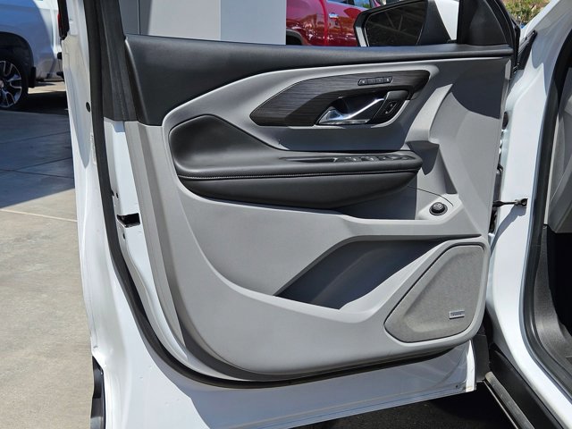 Certified 2023 GMC Terrain SLT w/ Infotainment Package II FWD image 10