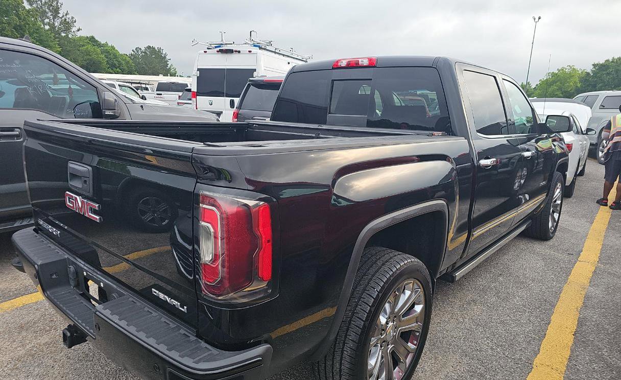 Used 2017 GMC Sierra 1500 Denali w/ Denali Ultimate Package AWD/4WD image 17
