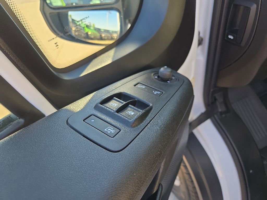 Used 2025 RAM ProMaster 2500 w/ Convenience Group FWD image 29