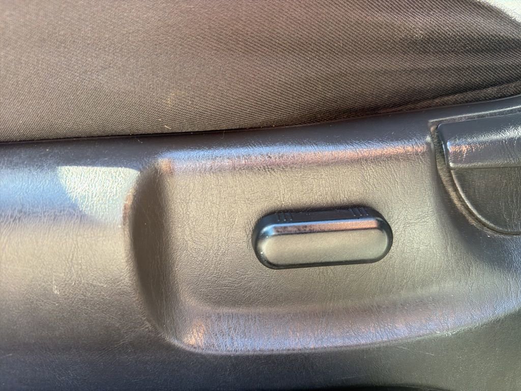 Used 2011 Ford Escape XLT w/ 201A Rapid Spec Order Code image 15