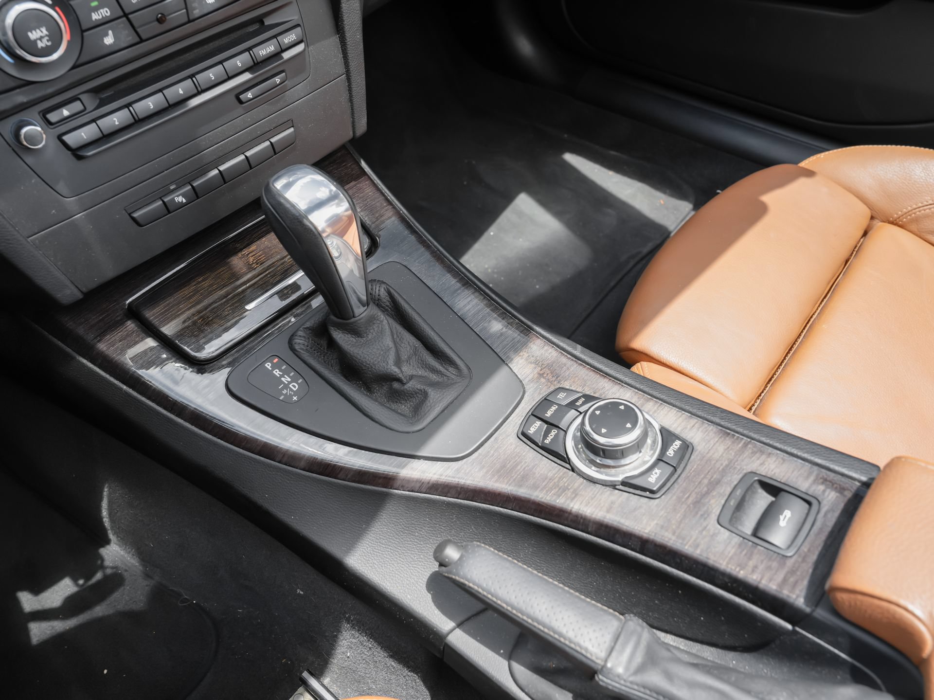 Used 2013 BMW 335i Convertible RWD image 23