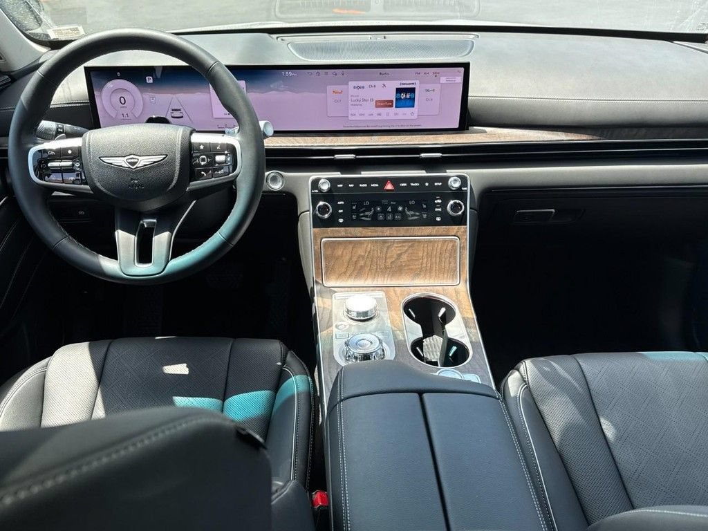Certified 2026 Genesis GV80 2.5T Advanced AWD/4WD image 12