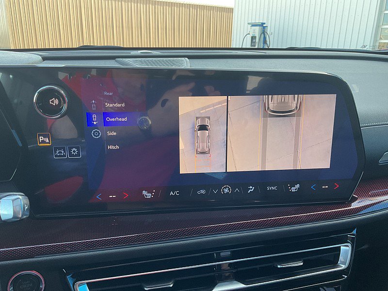 New 2026 Chevrolet Traverse Z71 image 24