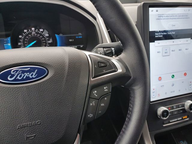 Used 2024 Ford Edge SEL w/ Convenience Package image 14