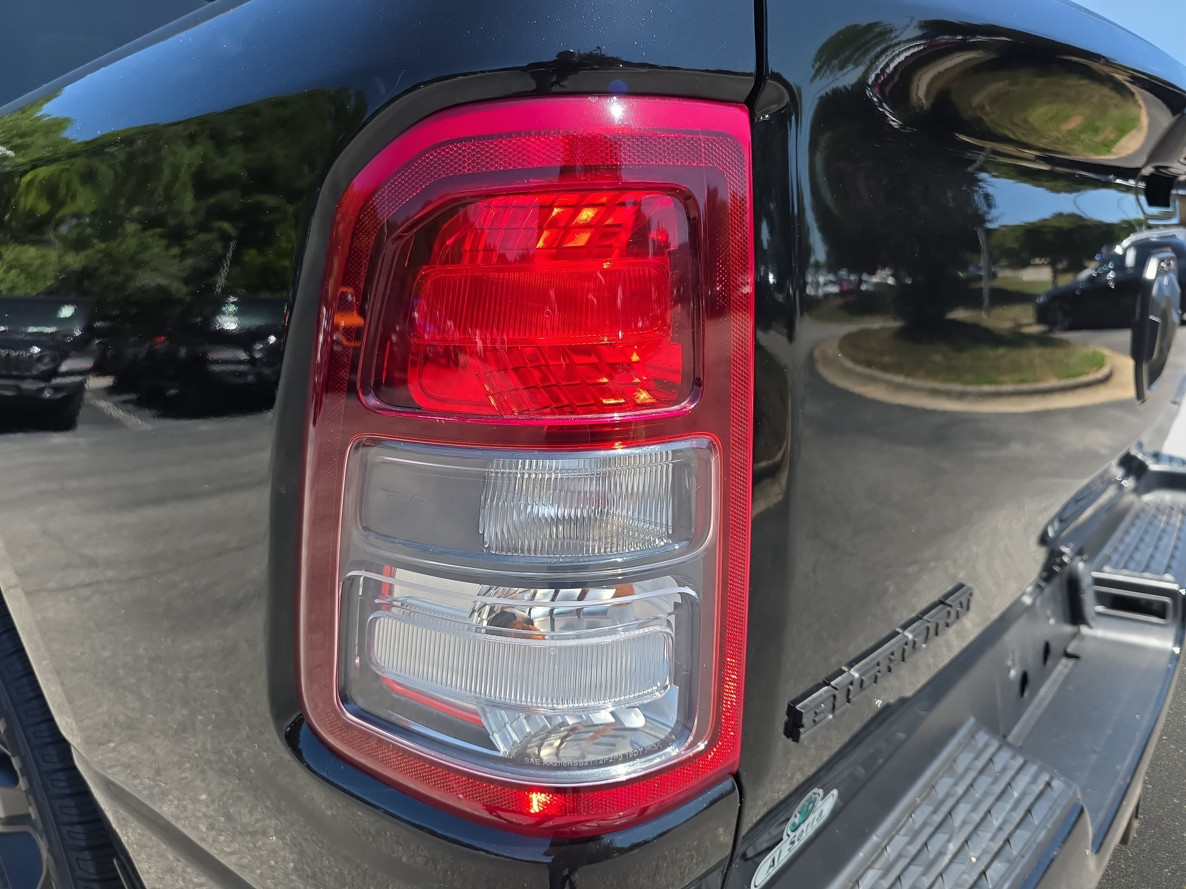 Certified 2022 RAM 1500 Big Horn AWD/4WD image 30