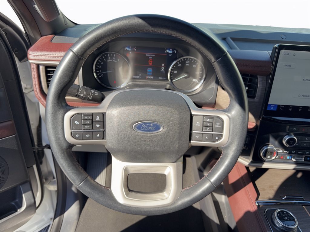 Used 2024 Ford Expedition Limited RWD image 10
