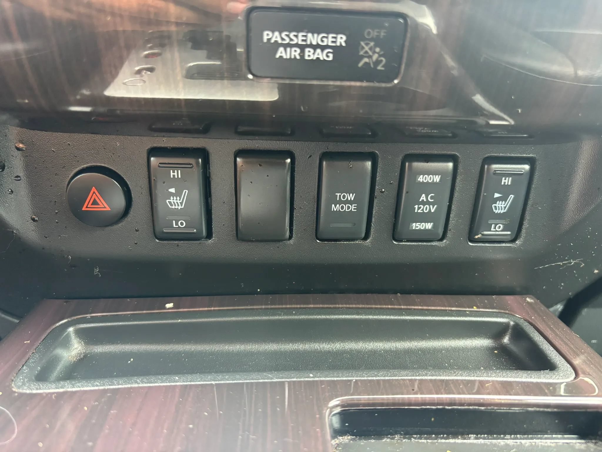 Used 2015 Nissan Titan SL w/ SL Heavy Metal Package AWD/4WD image 19