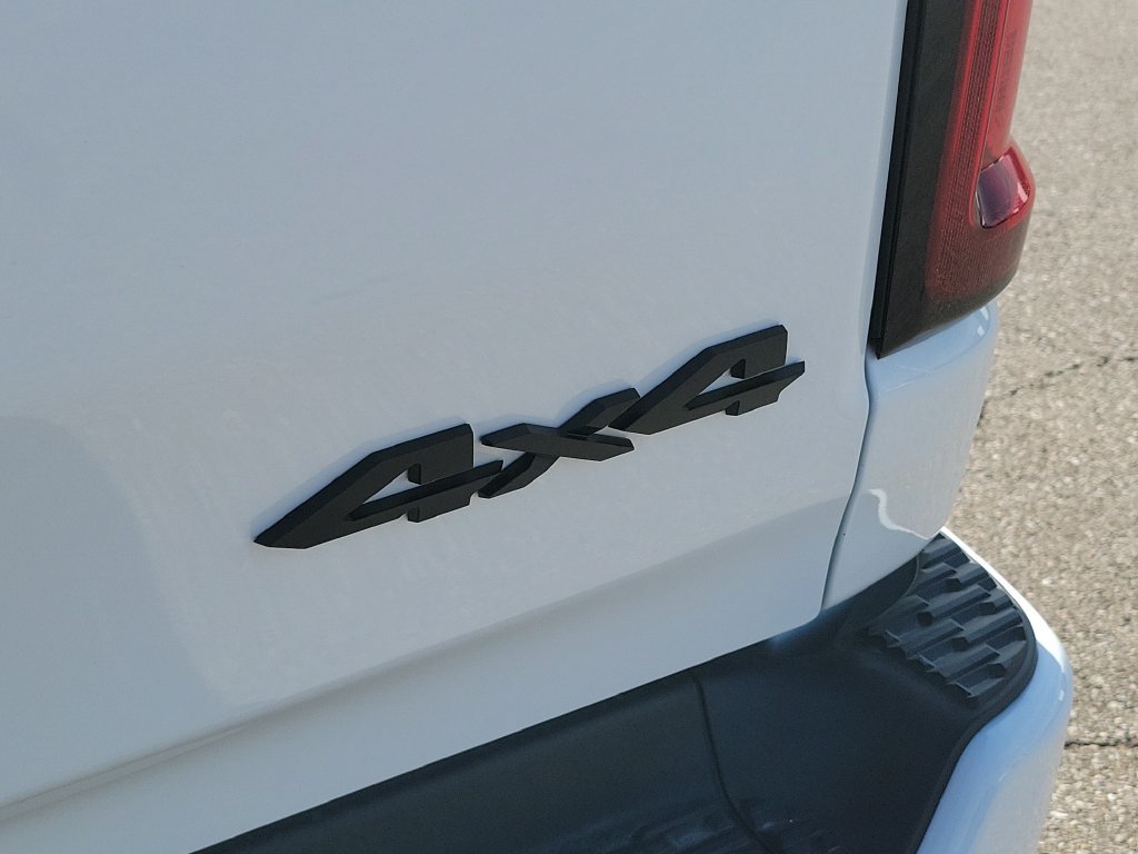 New 2027 RAM 1500 4x4 Crew Cab image 7
