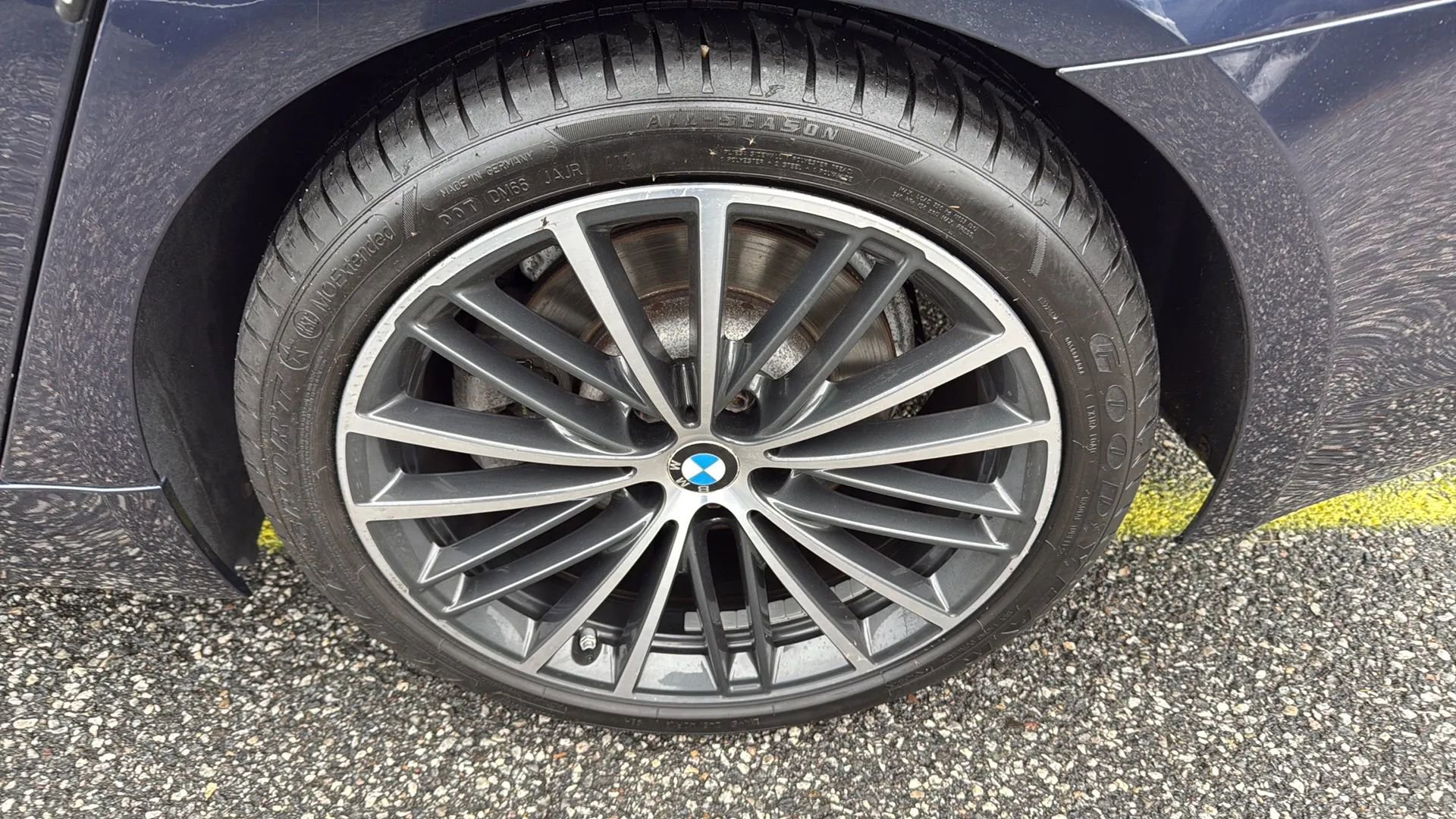 Used 2018 BMW 530e xDrive image 9