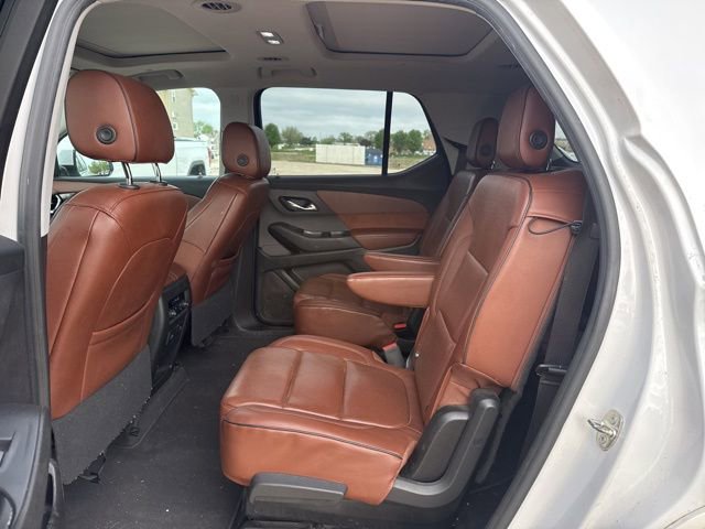 Used 2018 Chevrolet Traverse High Country AWD/4WD image 16