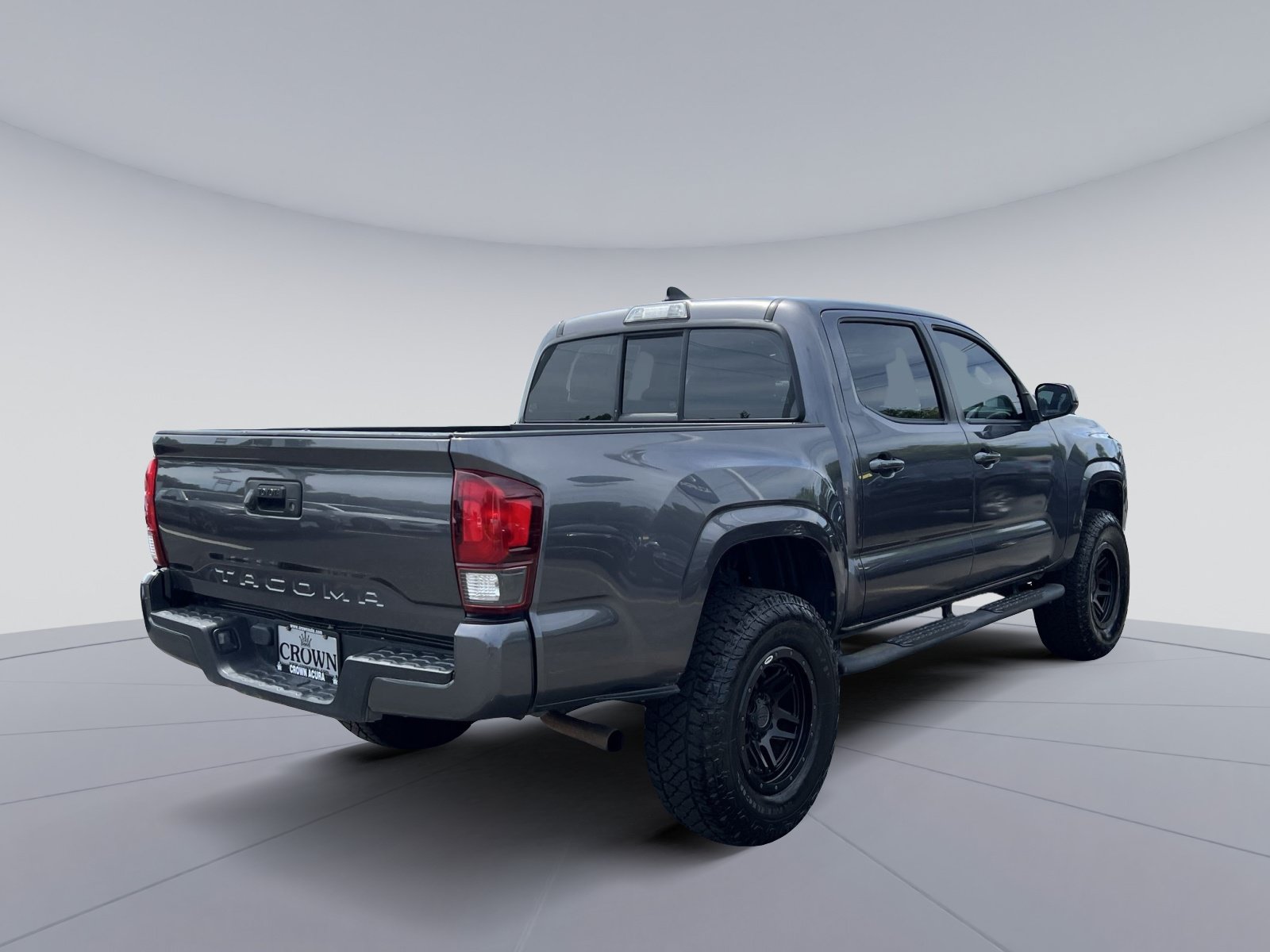 Used 2018 Toyota Tacoma SR w/ SR Convenience Package RWD image 9