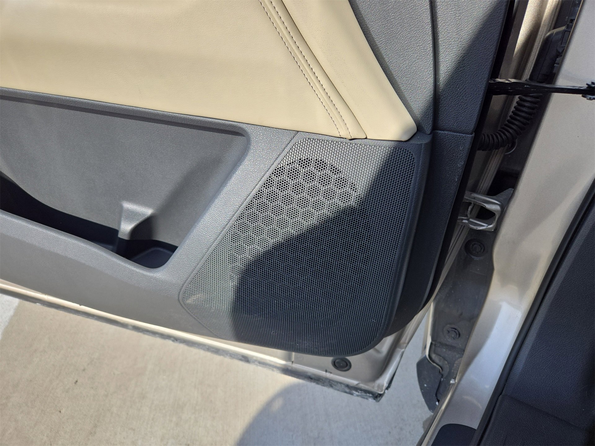 Used 2024 INFINITI QX60 Luxe w/ Vision Package image 32