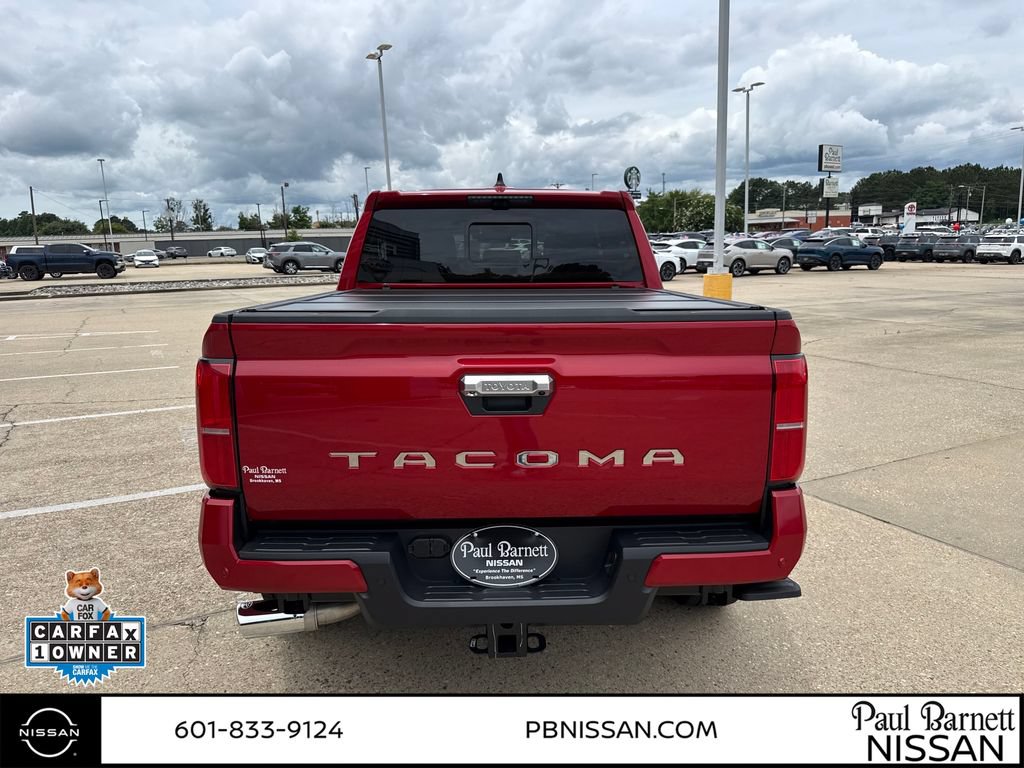Used 2025 Toyota Tacoma Limited AWD/4WD image 14