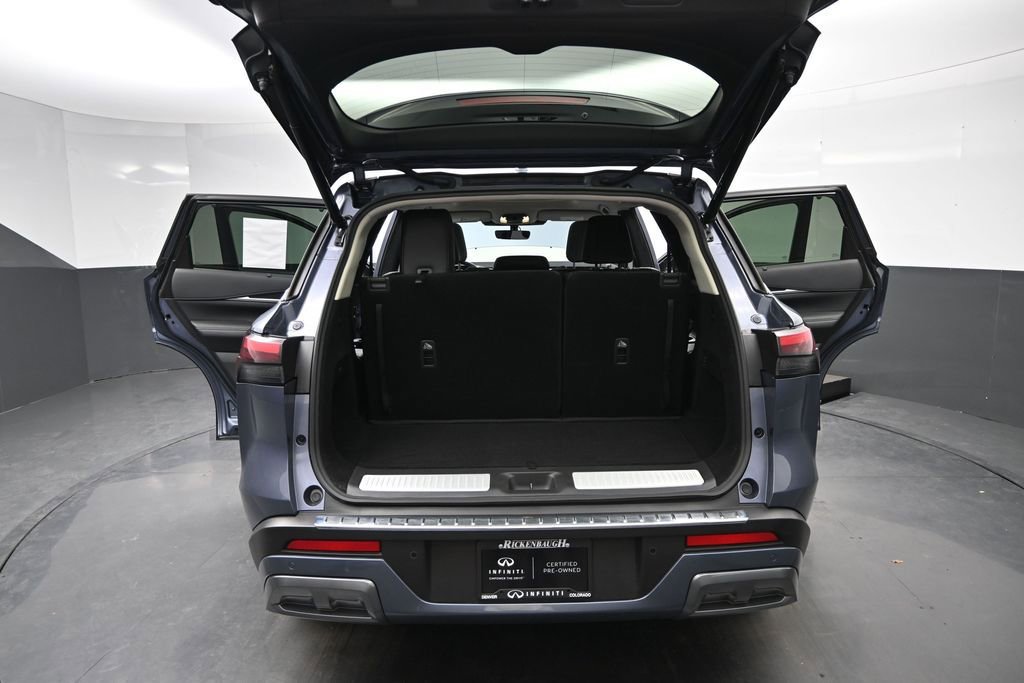Used 2023 INFINITI QX60 Sensory w/ Cargo Package AWD/4WD image 9