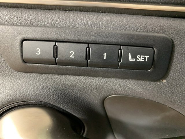 Used 2023 Lexus ES 350 w/ Premium Package image 16