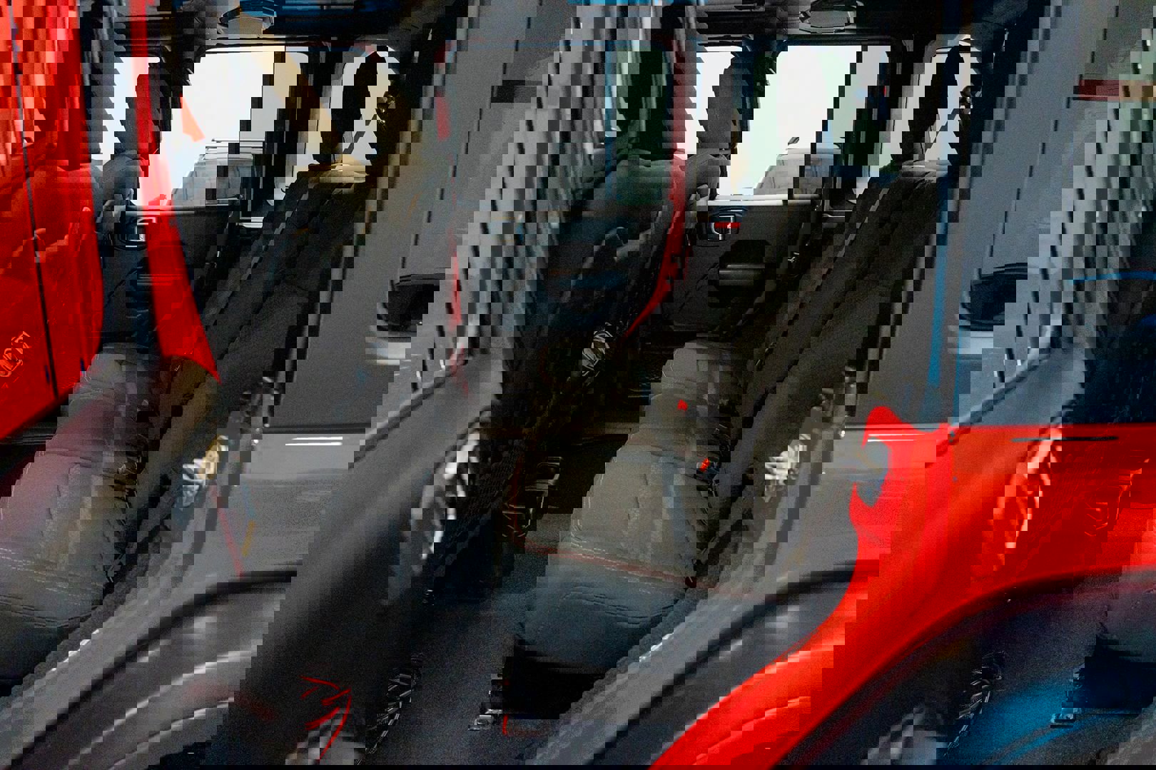 Used 2019 Jeep Wrangler Unlimited Rubicon image 30