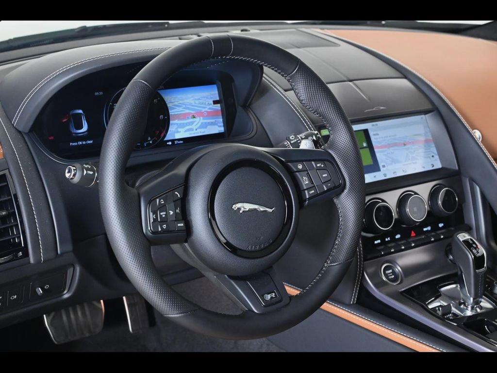 Used 2024 Jaguar F-TYPE R AWD/4WD image 21