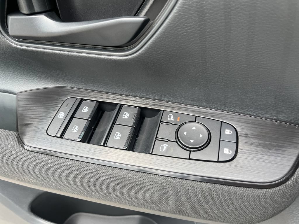 New 2026 Nissan Kicks S FWD image 12