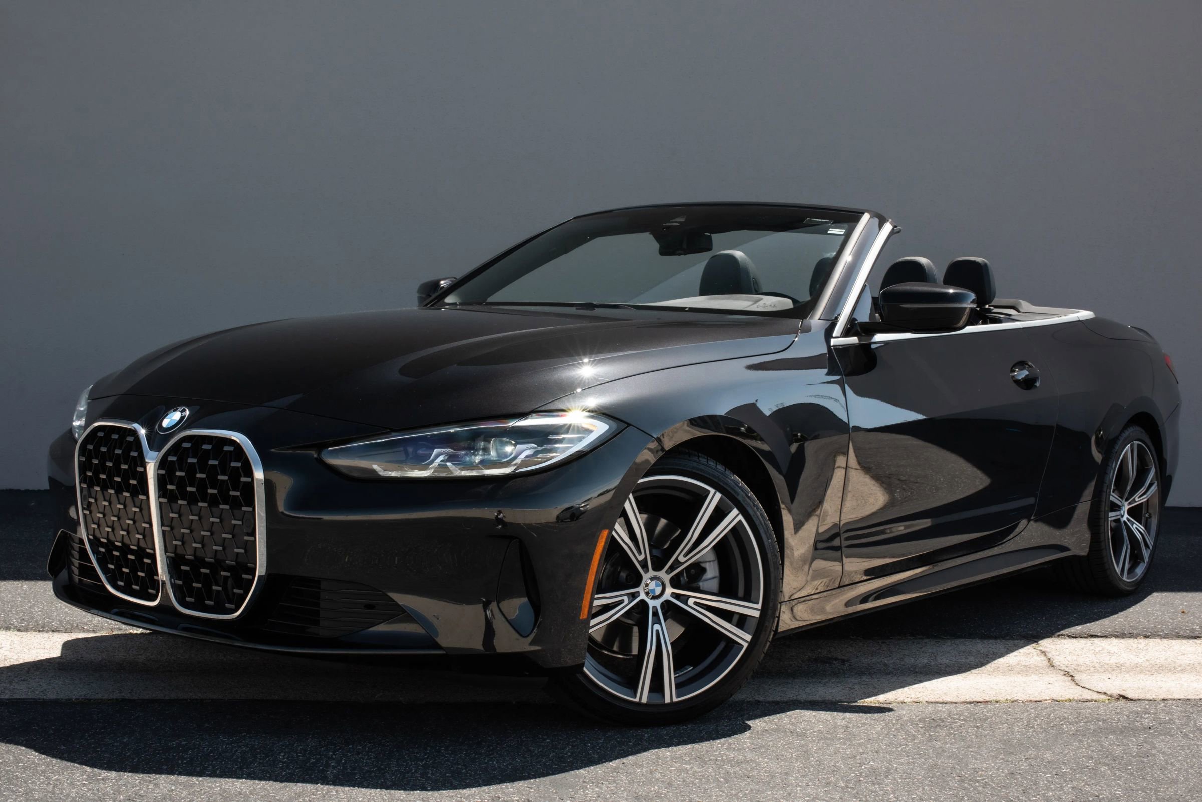 Used 2023 BMW 430i Convertible w/ Convenience Package RWD image 1