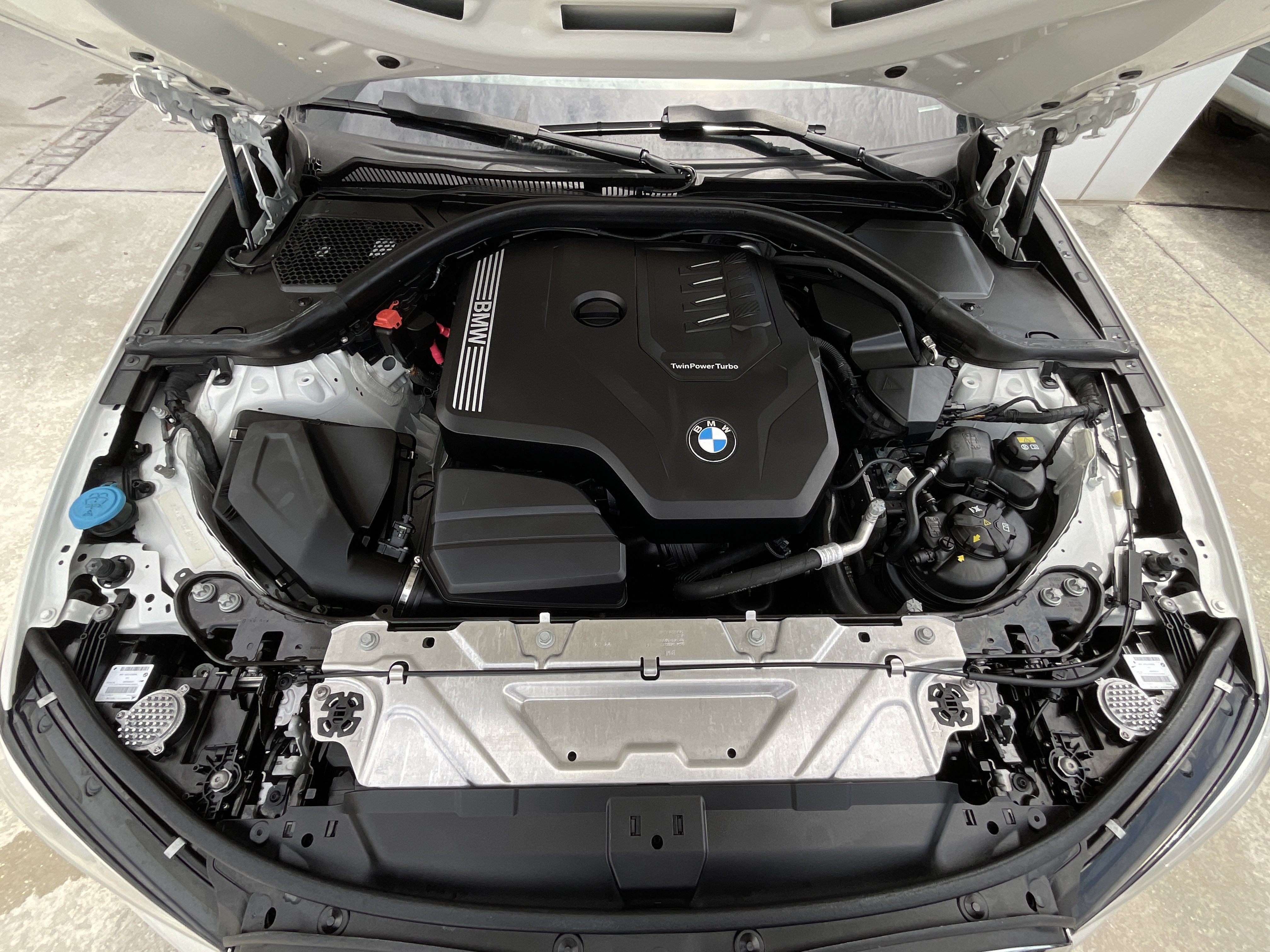 Used 2021 BMW 330i Sedan w/ Convenience Package RWD image 34