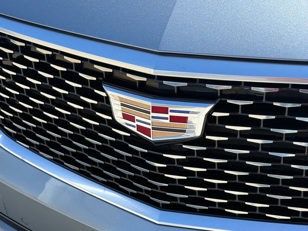 Used 2024 Cadillac XT6 Premium Luxury w/ LPO, Floor Liner Package image 7