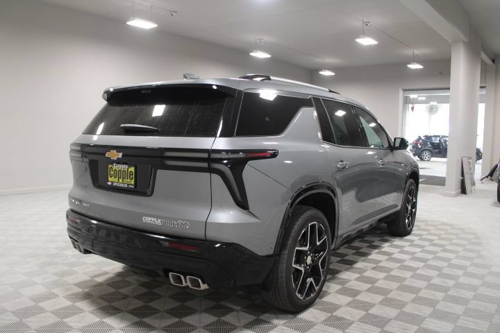 Used 2026 Chevrolet Traverse High Country w/ LPO, Floor Liner Package AWD/4WD image 9